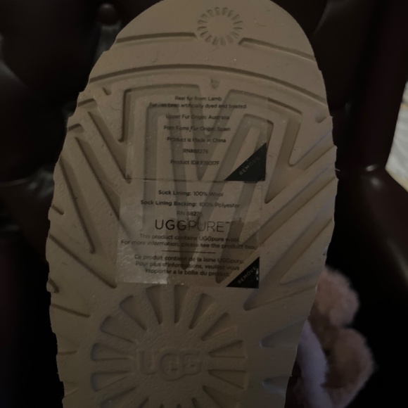 UGG NEW PINK SHEEPSKIN BOOTS 11 - Picture 8 of 12